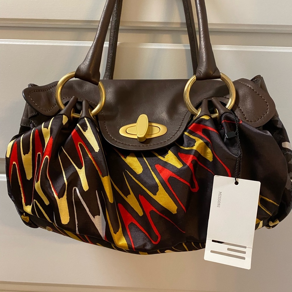 NWT $725 Authentic Missoni multi color and brown leather bag.